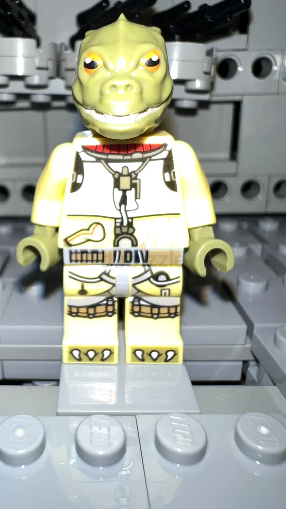 Lego Star Wars sw0828 Bossk - olive green minifigure63227280210049111