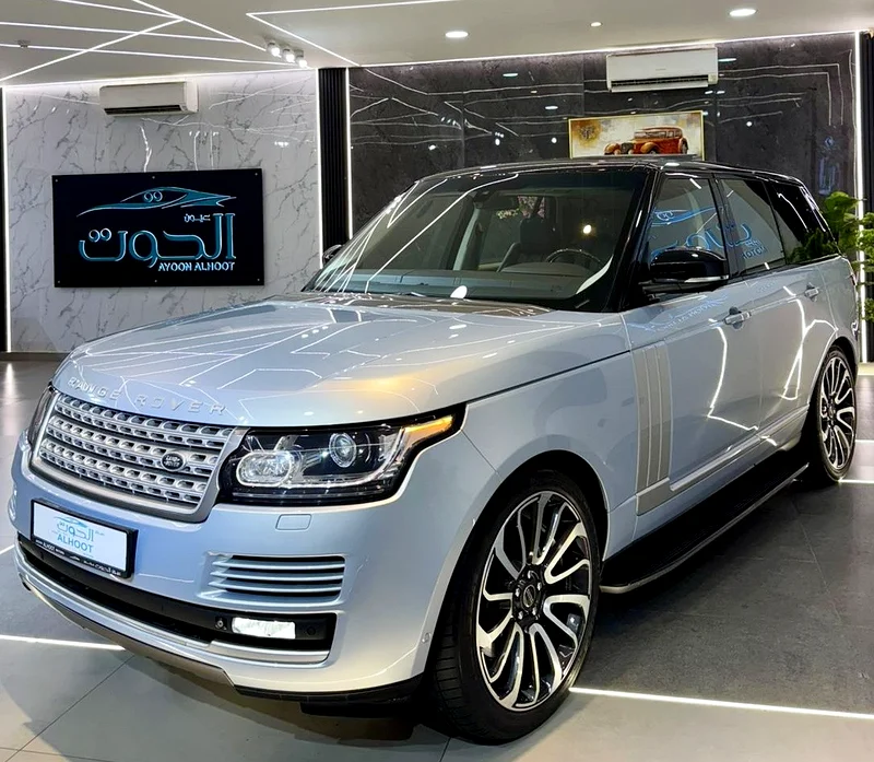 AUTOBIOGRAPHY VIP RANGE ROVER VOGUE V8 || GCC || FULLY LOADED || PANORAMIC || SCREENS || F.S.H63178402012673111