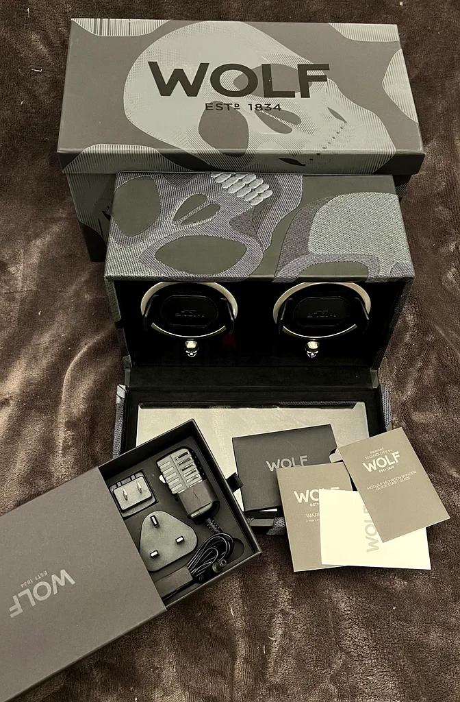 Brand NEW: Wolf Watch winder Memento black double cub63242172264962113