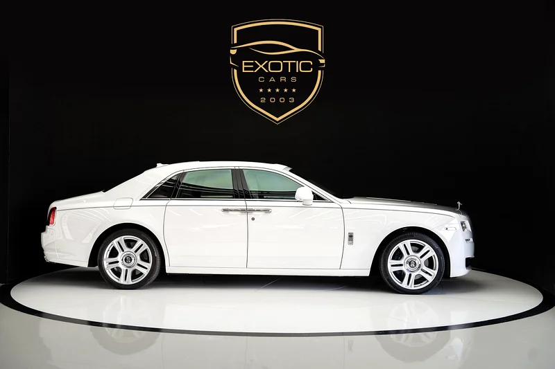 3 BUTTONS | REAR ENTERTAINMENT | GCC | ROLLS ROYCE GHOST SERIES 263222808387458114