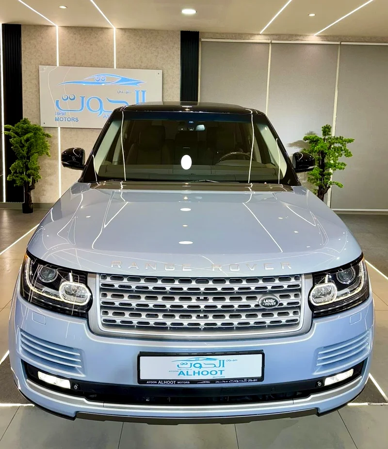 AUTOBIOGRAPHY VIP RANGE ROVER VOGUE V8 || GCC || FULLY LOADED || PANORAMIC || SCREENS || F.S.H63178402012673114
