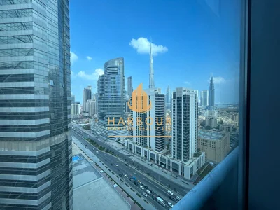 Furnished Fitted Office W Glass Partition Ready To Move