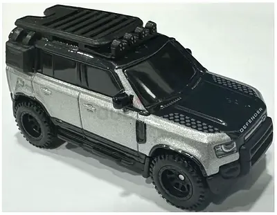 Hotwheels Premium Transport number 75 Land Rover Defender
