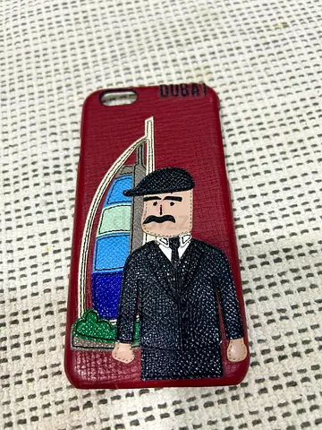 Dolce Gabbana IPhone 6 Loves Dubai red leather cover