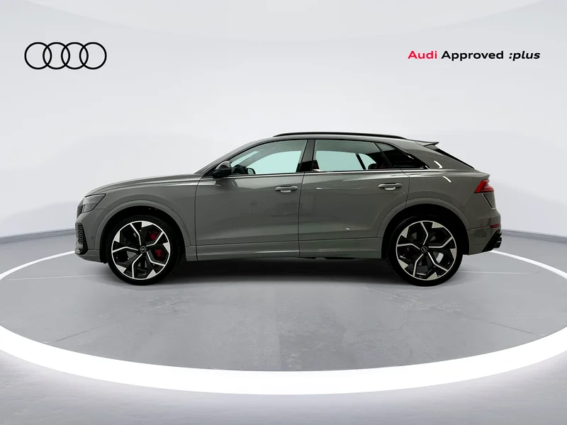 RS Q8 quattro 600hp Black-Red Edition (Ref# 041076)63225700356353112