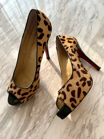 Louboutin shoes animal print in size 39, master copy