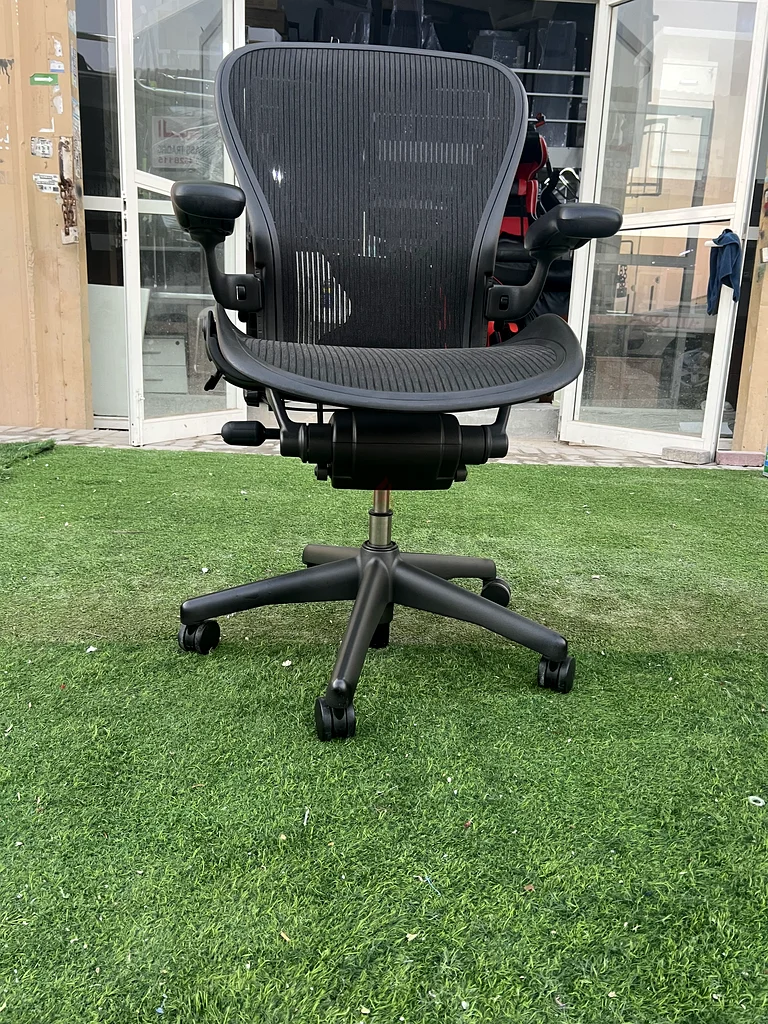 Herman Miller Aeron chair size B63216835133185111