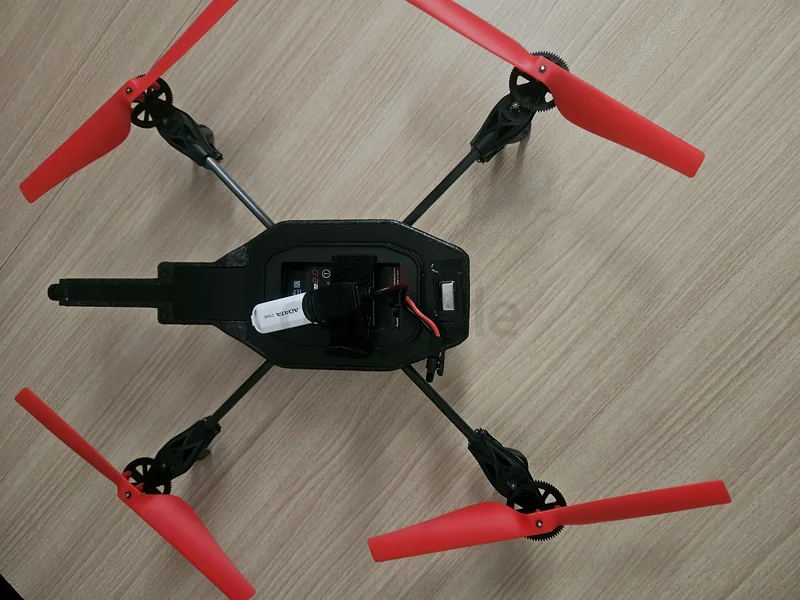 Parrot AR.DRONE 2.0 with original Box63241128622466111