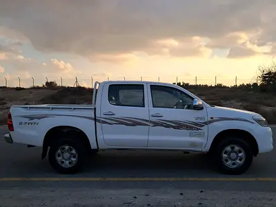 2014 Toyota HILUX — миниатюра 2