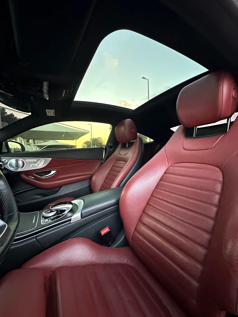 Mercedes C300 GCC 2018, first owner, full service history63230653289089113