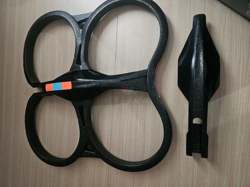 Parrot AR.DRONE 2.0 with original Box63241128622466113