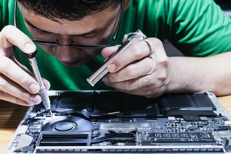 computer maintenance and problem solving62865811300098113