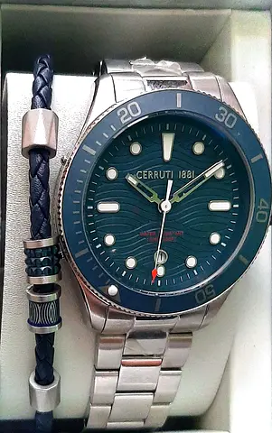 Men watch   bracelet