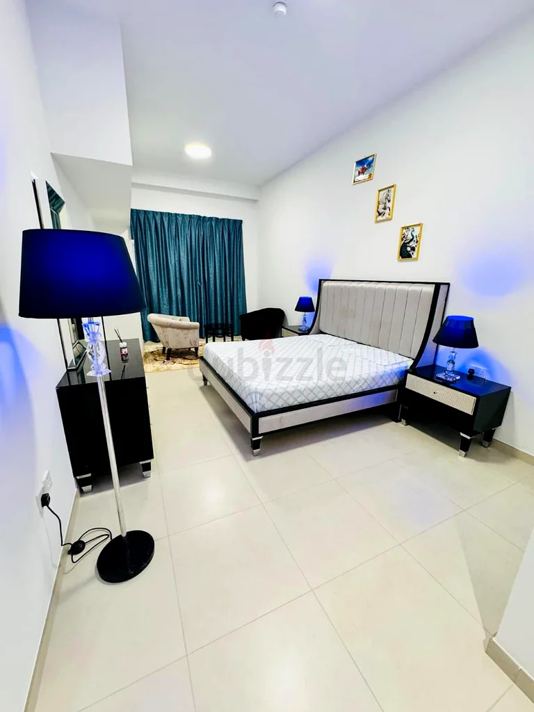 غرفة مفروشة بالكامل متاحة للإيجار بسعر 180063314994915329115