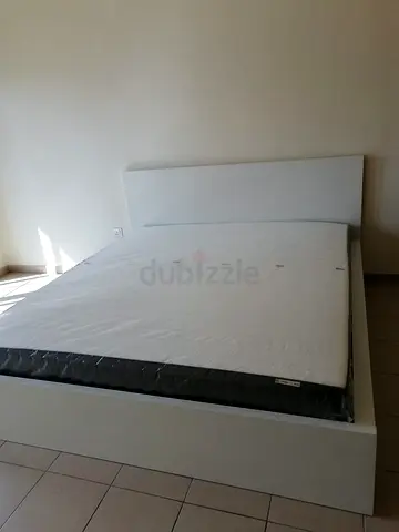 IKEA Malam king size 180×200cm bed frame with IKEA mattress and 2 big storage drawers underneath