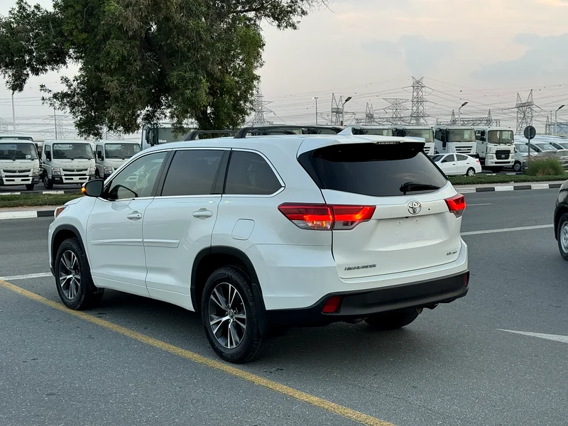 2018 TOYOTA HIGHLANDER 4x4 MID OPTION US SPEC63165692891265114