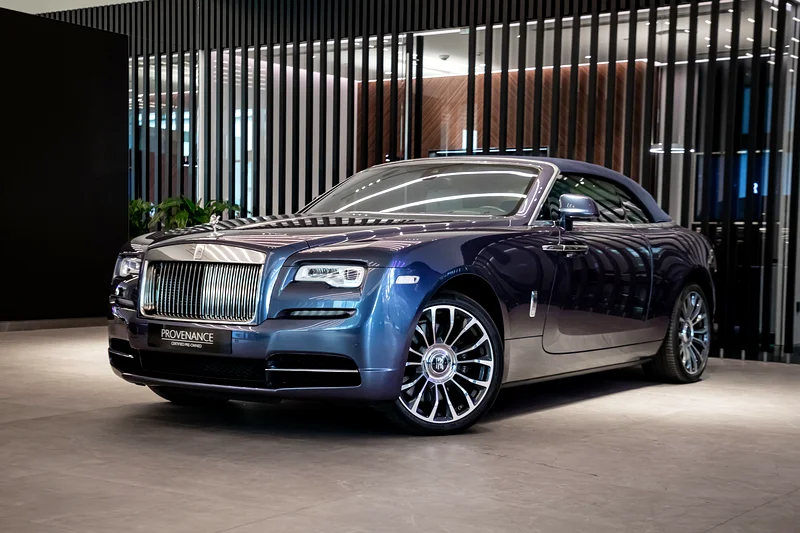 Rolls Royce Dawn 2 years official dealership warranty and service63135974646402110