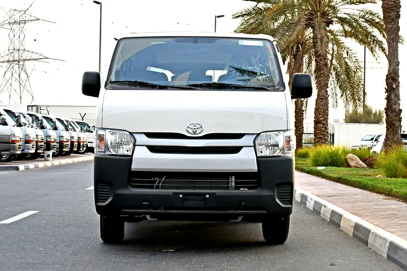 هاياس كوميوتير مع مكيف هواء 202563166156277763114