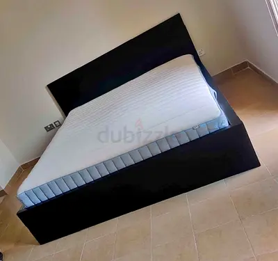 IKEA malam queen size 160/200 bed with IKEA mattress and 2 storage drawers underneath