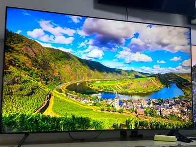 Samsung 75 Inch QLED Q60D 4K Smart TV (2024) | FREE DELIVERY | INSTALLATION