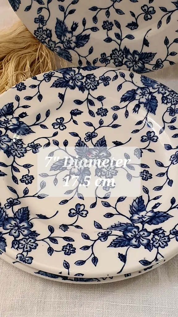 3 English Ironstone Dessert Plate Bleu Blanc