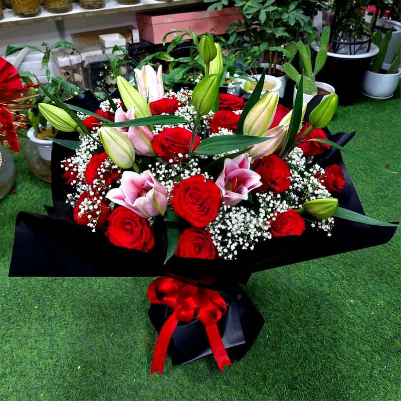 هدية باقة زهور لعيد الحب63172209787009114