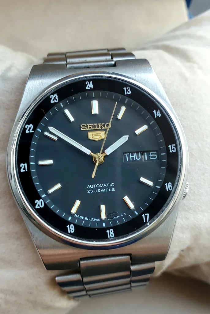 Seiko 5 Automatic 7009 caliber 21-jewels Black Railway Dial Japan made Men’s Watch (USED)63241129708419111