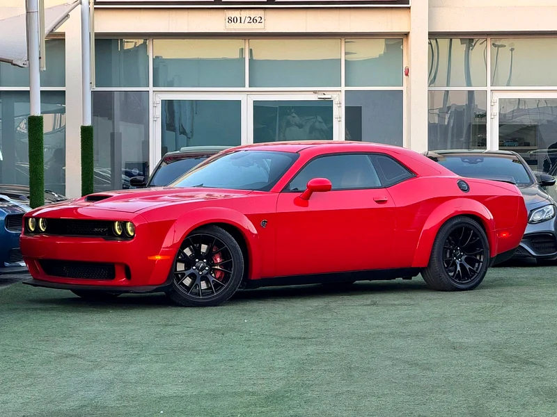 DODGE CHALLENGER HELLCAT SRT GCC 2015 ( 717HP) Original paint  Zero accidents  Full option631734884304661127