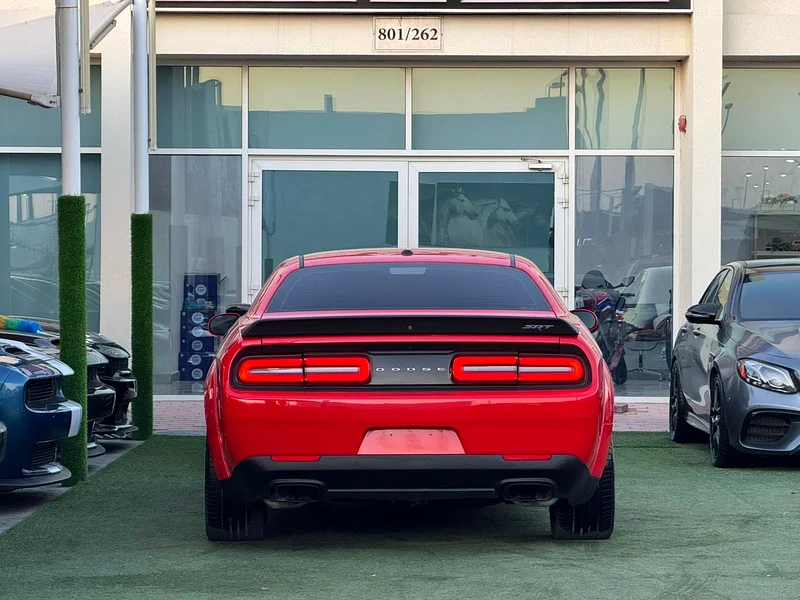DODGE CHALLENGER HELLCAT SRT GCC 2015 ( 717HP) Original paint  Zero accidents  Full option63173488430466111