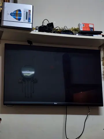 3D LG SMART TV for sale