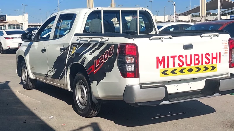 Mitsubishi L200 Pickup GCC 202063157443865986112