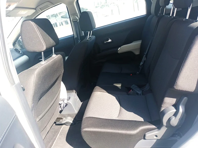 2023 Full service history- Original paint- 2 keys - Excellent condition63147687342465113