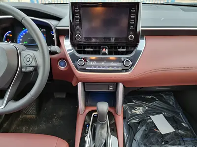 صورة 17 لـ 2024 Toyota COROLLA CROSS