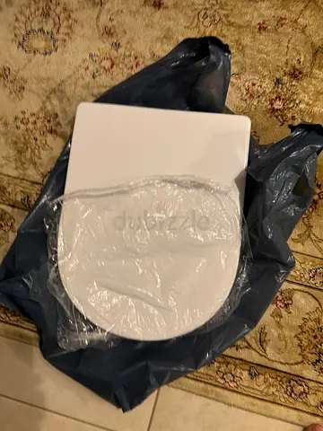 Brand new toilet seat