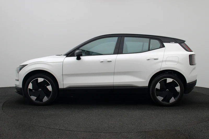 2024 VOLVO EX30 PLUS - Certified by Al Futtaim63134495815171112