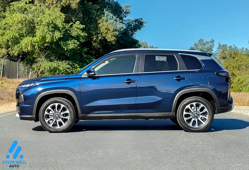 2024 Suzuki Grand Vitara GLX 1.5L Dual Jet 4WD Hybrid - Panoramic Sunroof - Book Now!63135973956225114