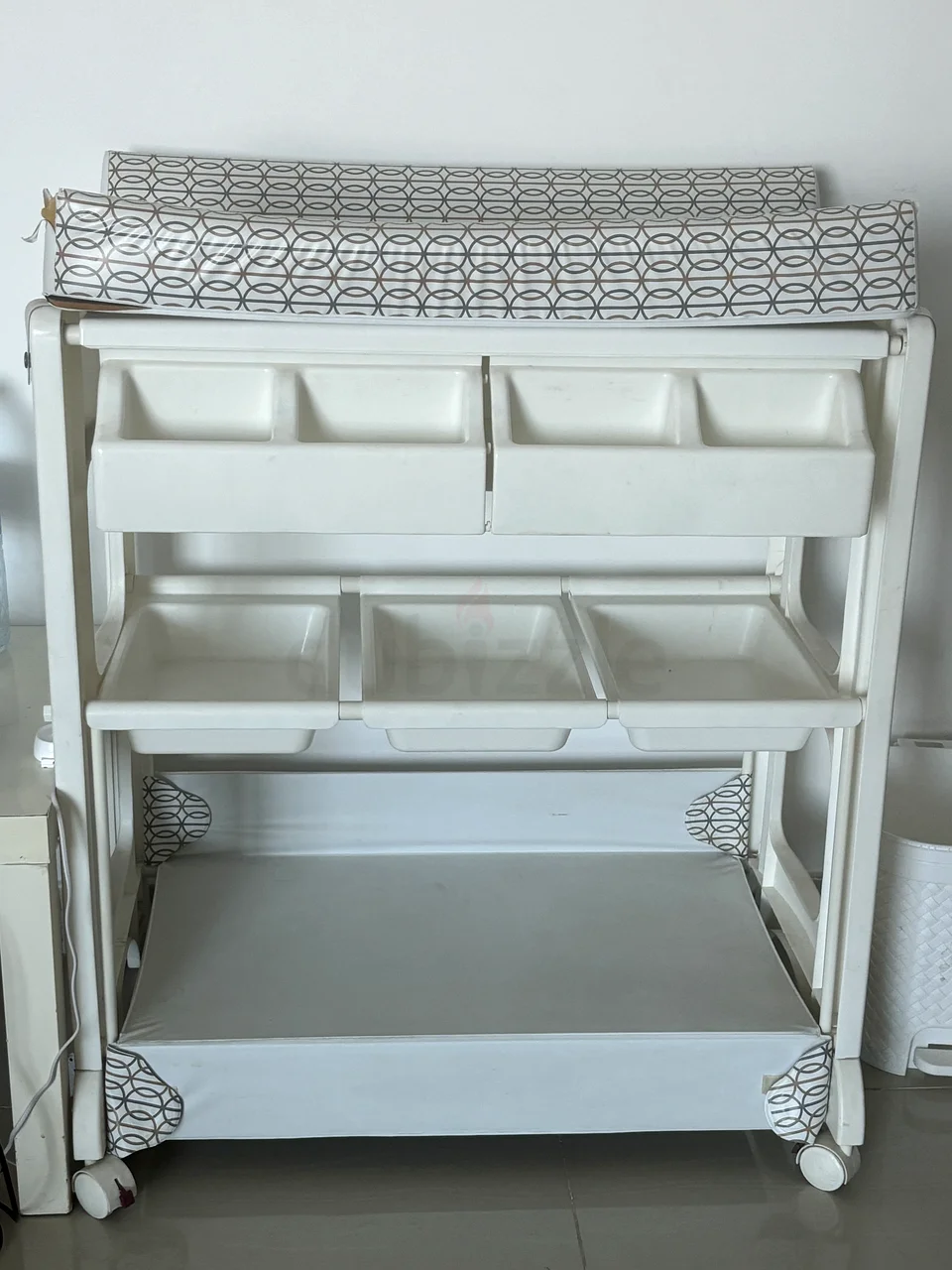 juniors changing table