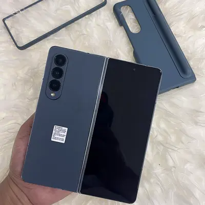 Samsung z fold 4 256 gb storage 12 gb ram