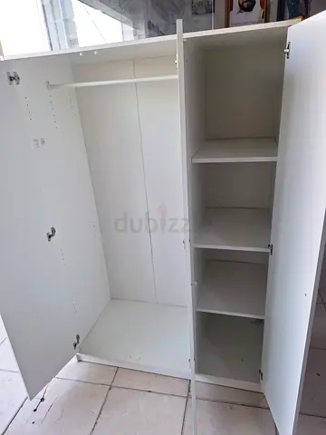 3 door wardrobe