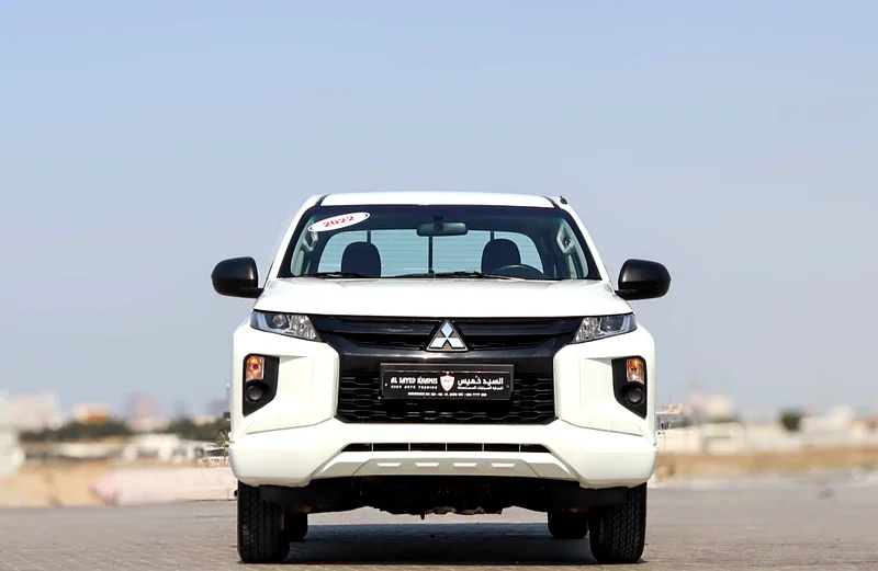 Mitsubishi L200 2.4L 4WD 2022 GCC, accident-free, in excellent condition, 1008 P.M.63173490124290111