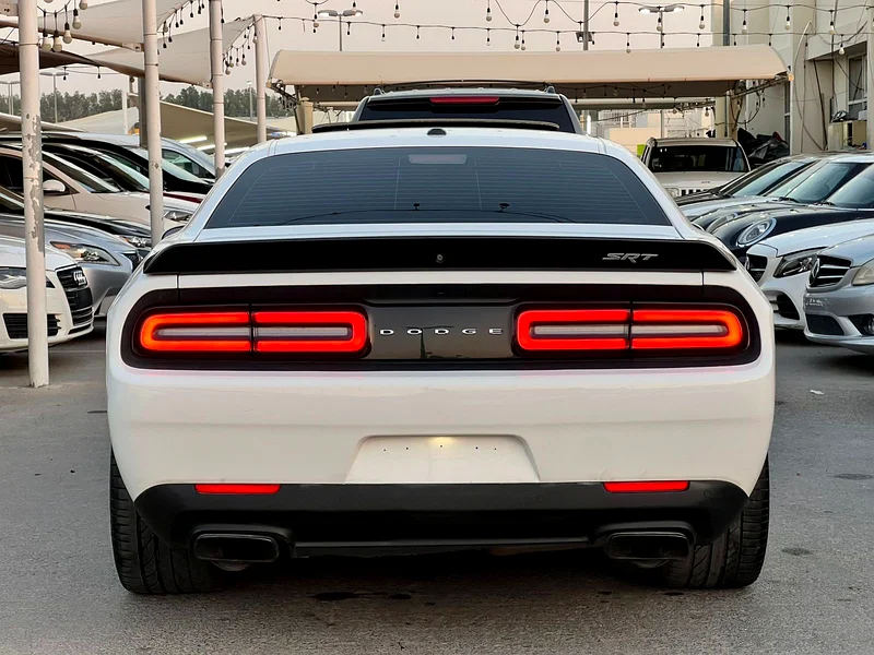 2016 Dodge Challenger SRT HELLCAT 8-Cylinder 6.2L, 707 HP, Full Option63398534836481113