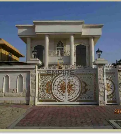 Beautiful 5 Bedrooms Villa With Made Room Prime Location