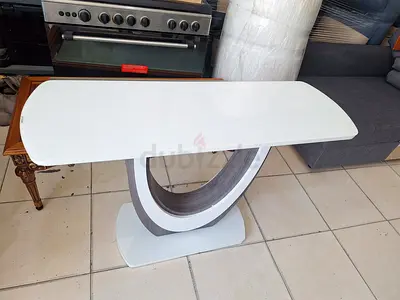Console table