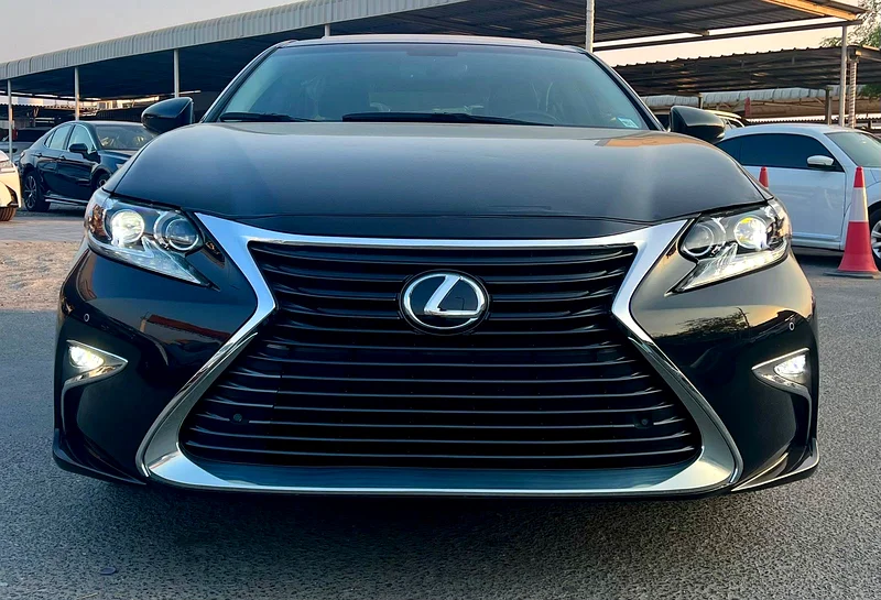 LEXUS - ES 35063225698900994113