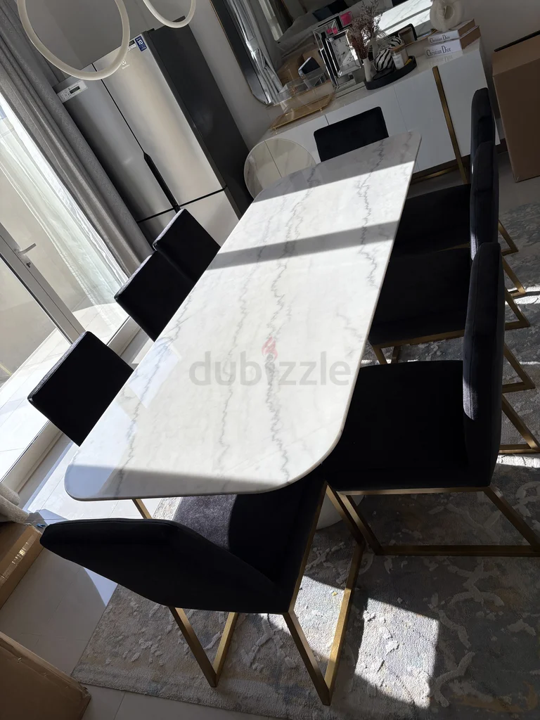 8 طاولة رخامية مقاعد62863822240258112