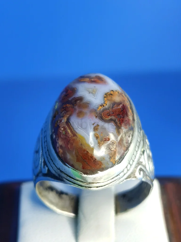 A ring with a Yemeni heliotrope stone63232166287233111