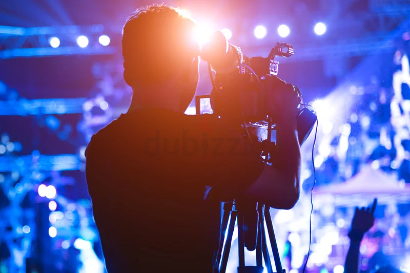 PHOTO/VIDEO PRODUCTION/LIVE CONFERENCE EXPERIENCE!63221862819202111