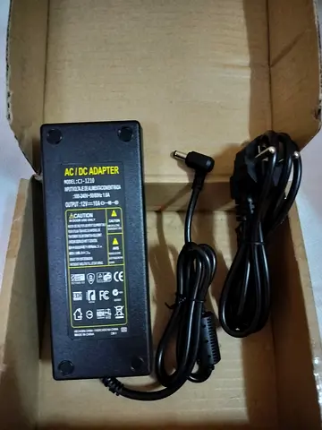Ac/DC adapter