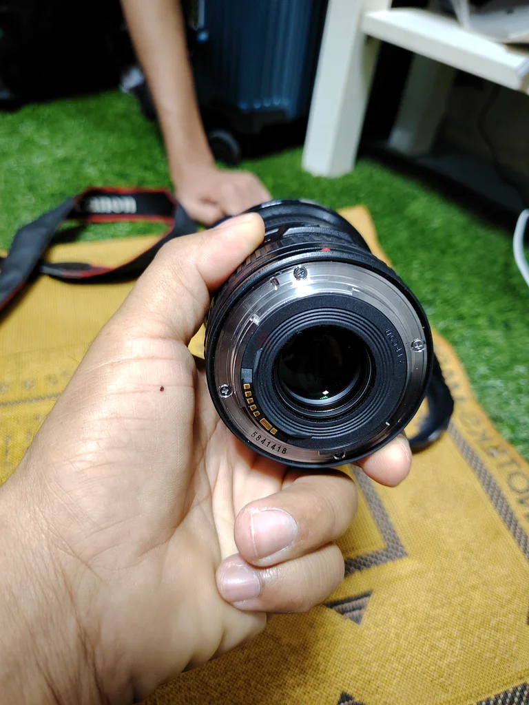 Camera lenses Canon 16-35mm 2.8 version 263173509075585113