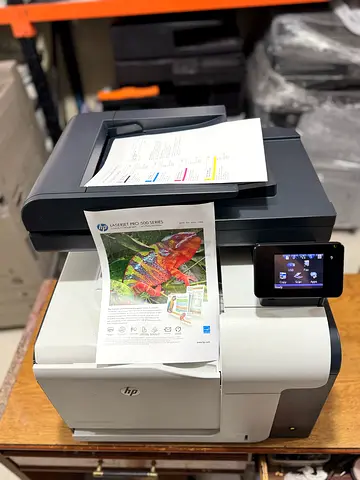 Hp color laserjet mfp 570 very neat with original toners